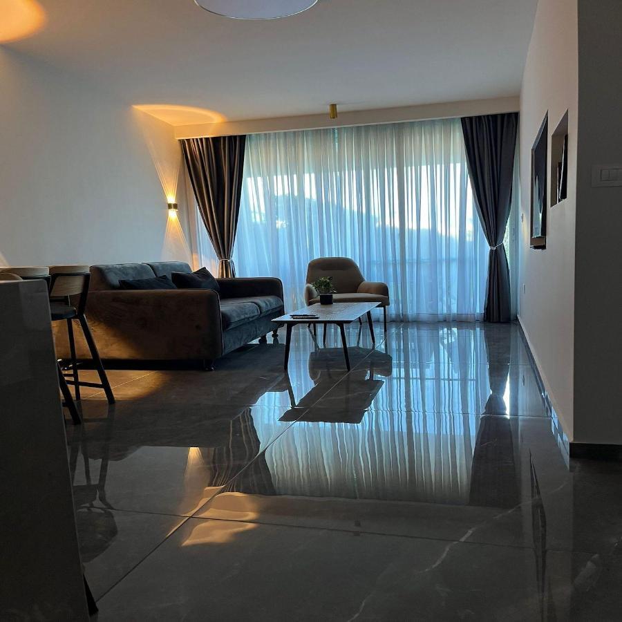 Caesarea Inn Esterno foto